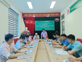 UBND xã Quài Tở làm việc với đoàn kiểm tra, giám sát Ban đại diện HĐQT NHCSXH tỉnh Điện Biên
