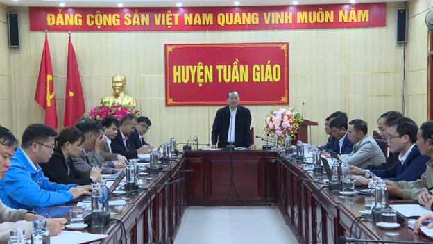 Quang cảnh buổi họp Ban Đại Diện HĐQT NHCSXH huyện Tuần Giáo quý I năm 2024